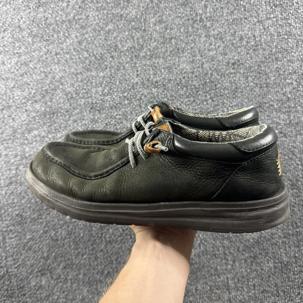 Hey Dude Wally Grip Craft Leather Shoes Mens 9 Black Slip On Comfort Casual